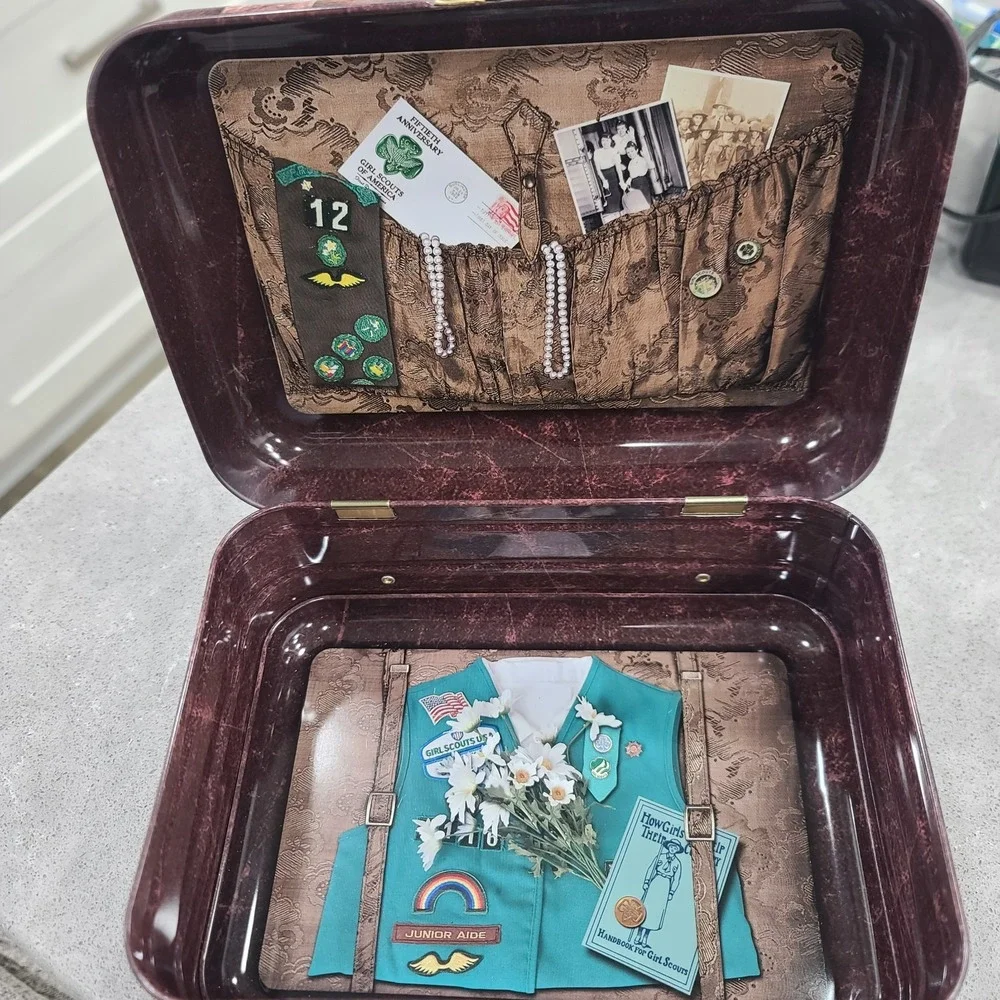 GIRL SCOUTS 100th Anniversary 1912- 2012 Tin Lunch Box Suitcase Collector w/tag